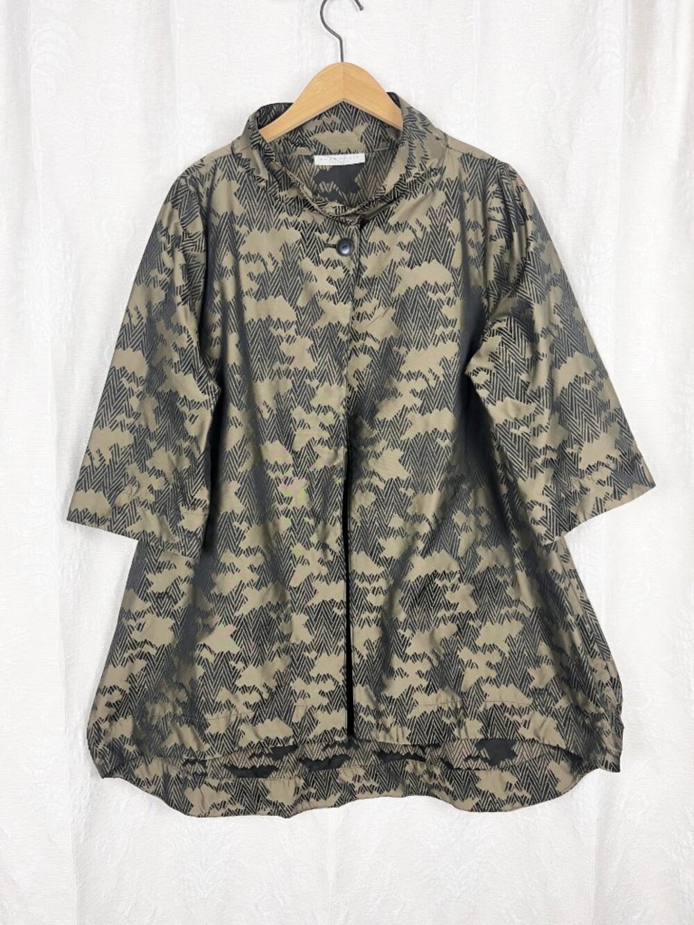 Bryn Walker Yael Memory Crunch Jacquard Geo Print Mandarin Collar Jacket satin M